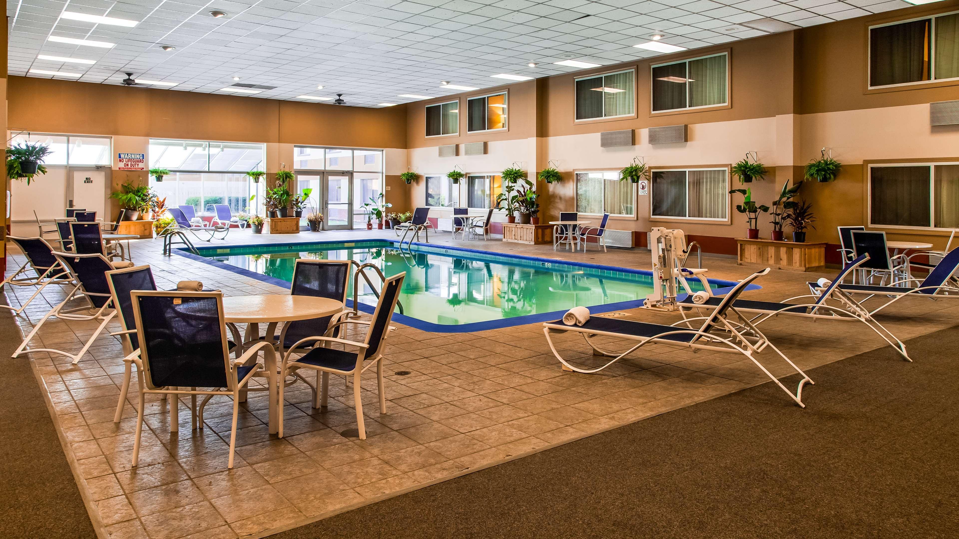 Rock Island Inn & Suites Marshalltown Exterior foto